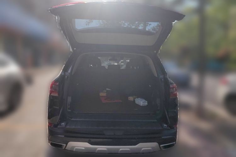 Used BMW X5  Trunk
