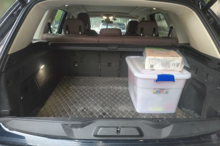 Used BMW X5 2019 xDrive40i M Sport Package Trunk