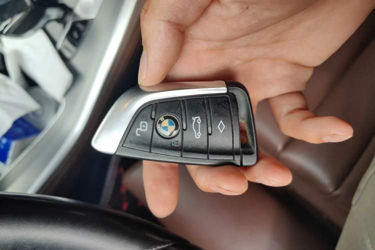 Used BMW X5 2019 xDrive40i M Sport Package Vehicle Key