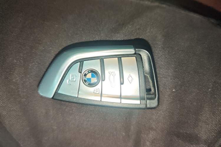 Used BMW X5 2019 xDrive40i M Sport Package Vehicle Key