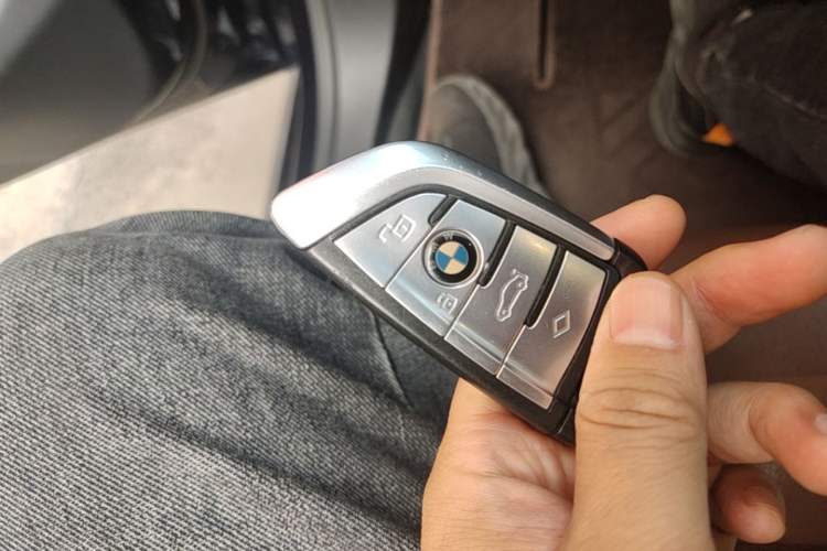 Used BMW X5 2019 xDrive40i M Sport Package Vehicle Key