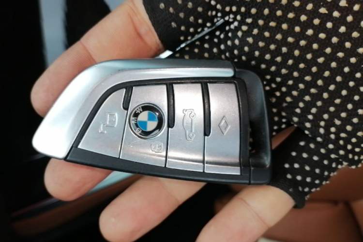 Used BMW X5 2019 xDrive40i M Sport Package Vehicle Key