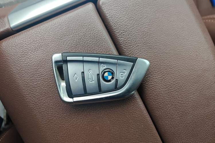 Used BMW X5 2019 xDrive30i X Design Package Vehicle Key