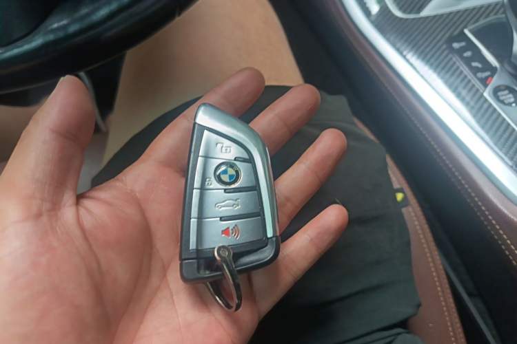 Used BMW X5  Vehicle Key