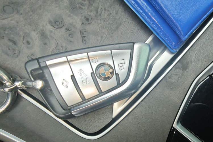 Used BMW X5 2019 xDrive30i M Sport Package Vehicle Key