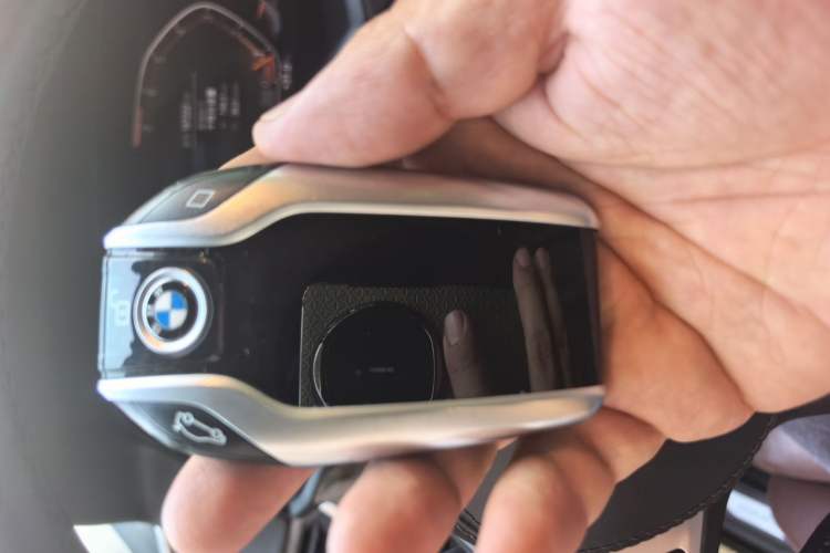 Used BMW X5 2019 xDrive40i M Sport Package Vehicle Key