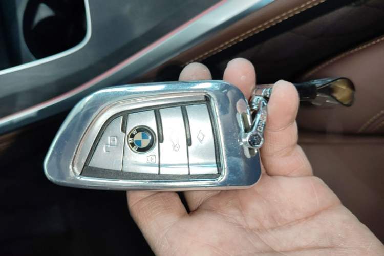 Used BMW X5 2019 xDrive40i M Sport Package Vehicle Key
