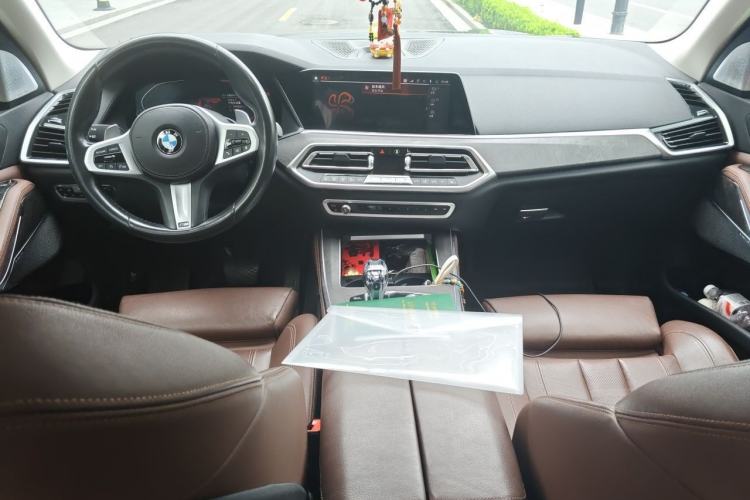 Used BMW X5 2019 xDrive40i M Sport Package Center Console