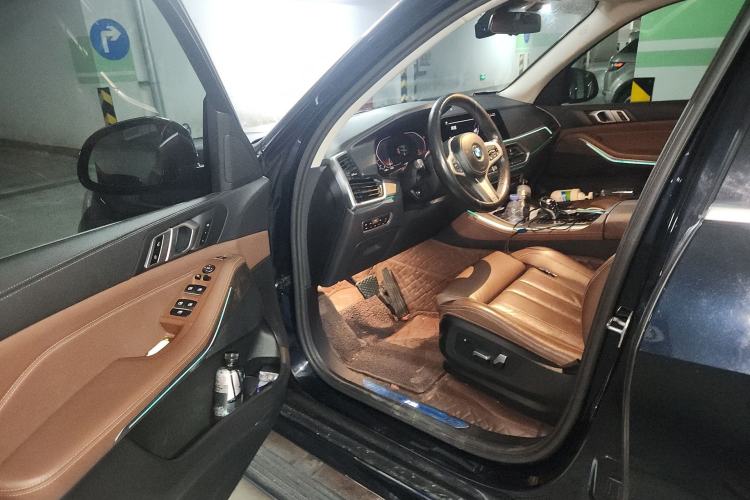 Used BMW X5 2019 xDrive40i M Sport Package Driver Seat