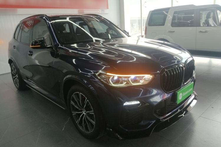 Used BMW X5 2019 xDrive40i M Sport Package Exterior 1