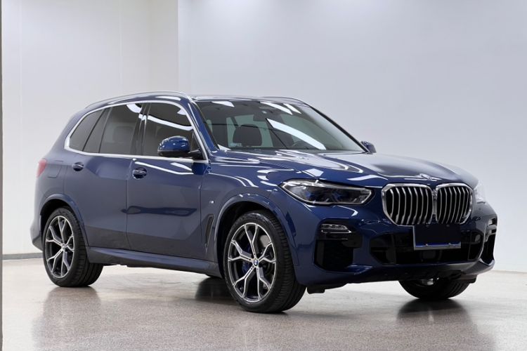 Used BMW X5 2019 xDrive40i Luxury Model with M Sport Package Exterior 1