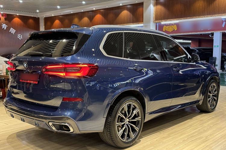 Used BMW X5 2019 xDrive40i M Sport Package Exterior 3