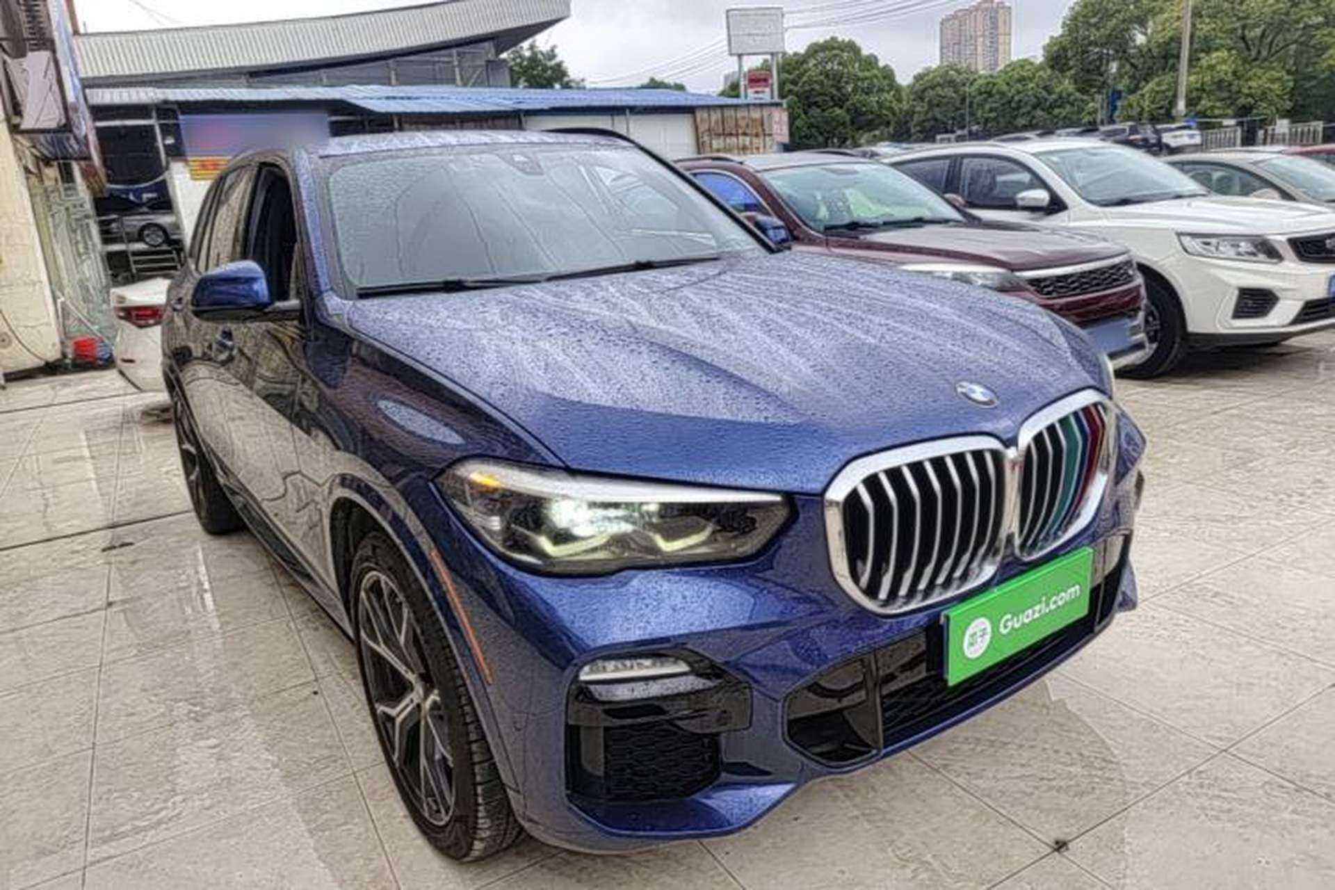 Used BMW X5 2019 xDrive40i M Sport U.S. specification Front Right 45 Deg