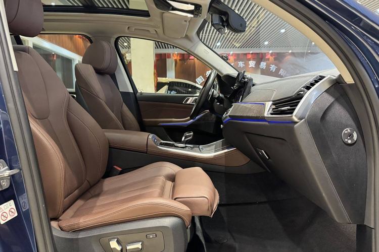 Used BMW X5 2019 xDrive40i M Sport Package Interior 5