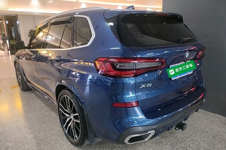 Used BMW X5 2019 xDrive40i Luxury Model with M Sport Package Rear Left 45 Deg