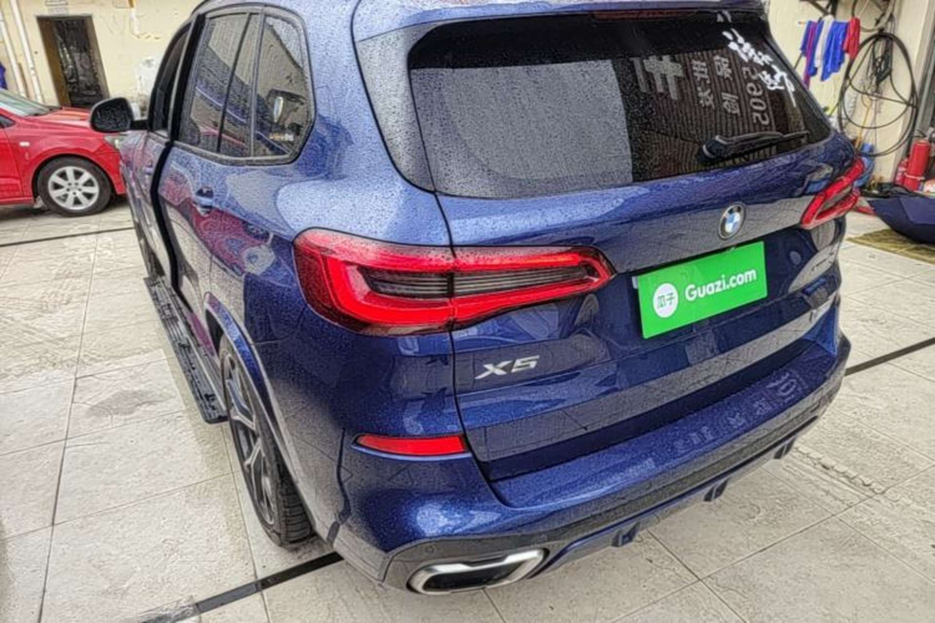 Used BMW X5 2019 xDrive40i M Sport U.S. specification Rear Left 45 Deg