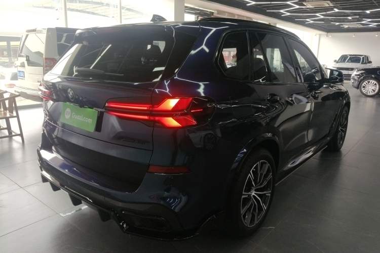 Used BMW X5 2019 xDrive40i M Sport Package Rear Right 45 Deg