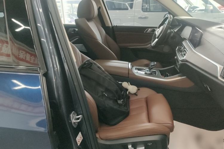 Used BMW X5 2019 xDrive40i M Sport Package Right Front Seat