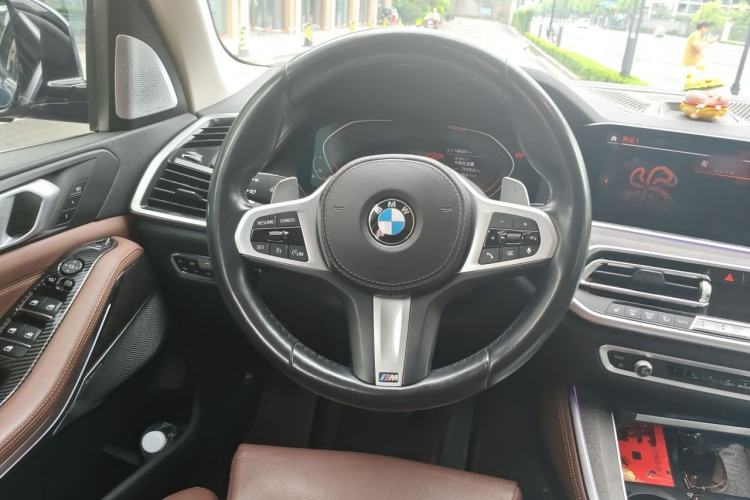 Used BMW X5 2019 xDrive40i M Sport Package Steering Wheel