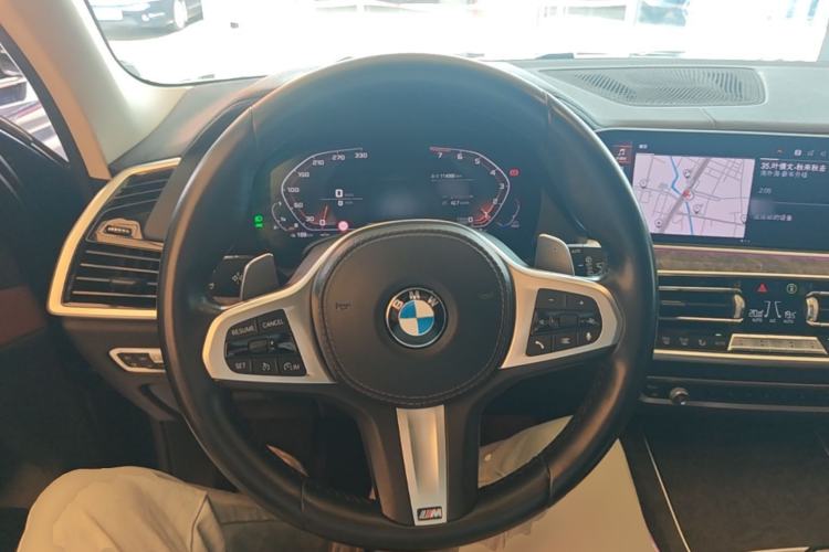 Used BMW X5 2019 xDrive40i M Sport Package Steering Wheel