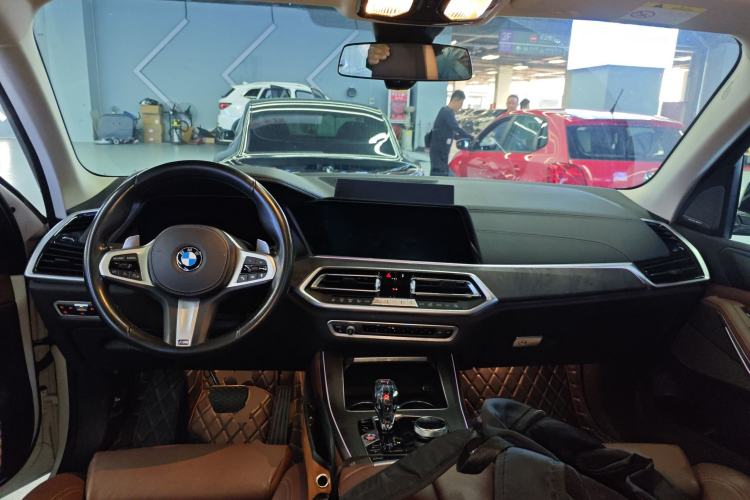 Used BMW X5 2019 xDrive40i M Sport Package Center Console