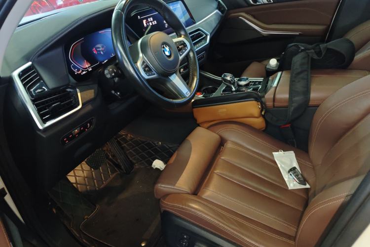 Used BMW X5 2019 xDrive40i M Sport Package Left Front Seat