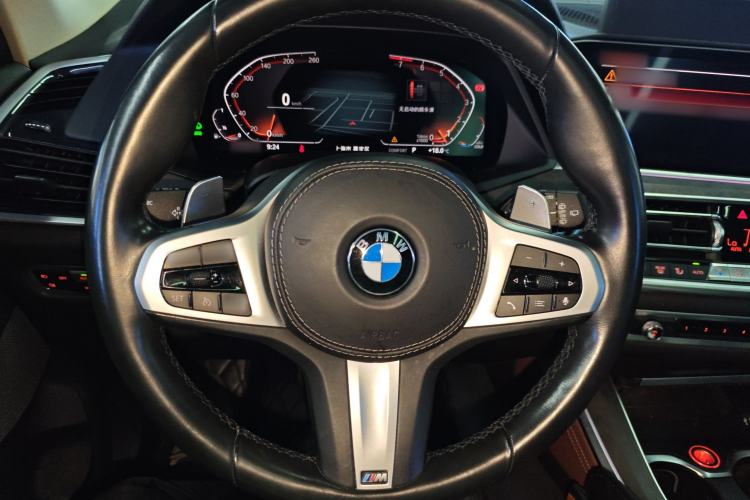 Used BMW X5 2019 xDrive40i M Sport Package Steering Wheel