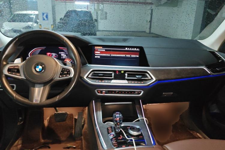 Used BMW X5 2019 xDrive40i M Sport Package Center Console