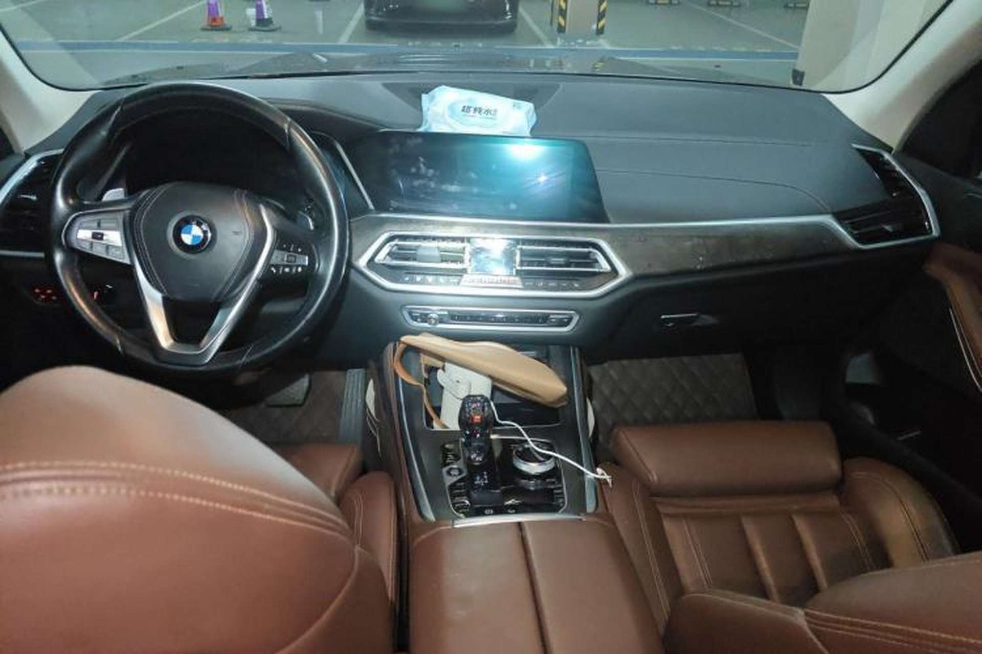Used BMW X5 2019 xDrive30i X Design Package Center Console