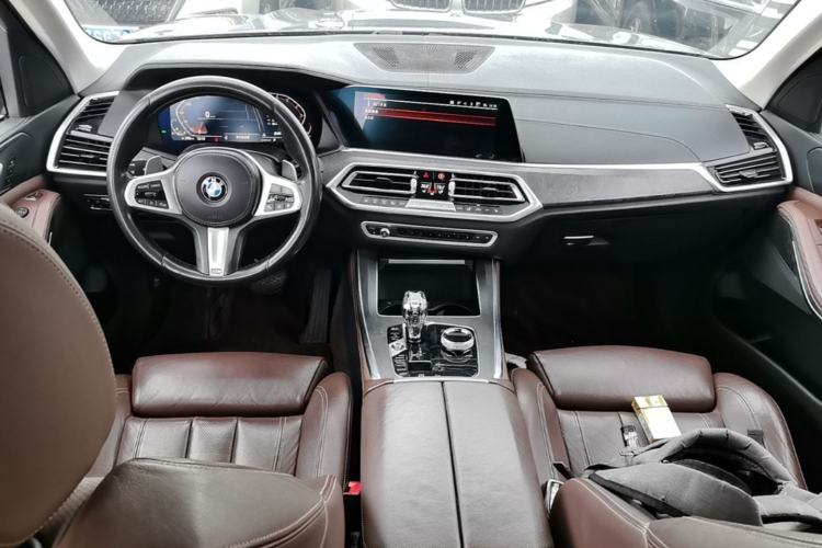 Used BMW X5 2019 xDrive40i M Sport Package Center Console