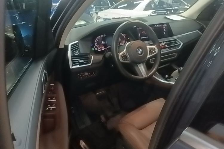 Used BMW X5 2019 xDrive30i M Sport Package Driver Seat