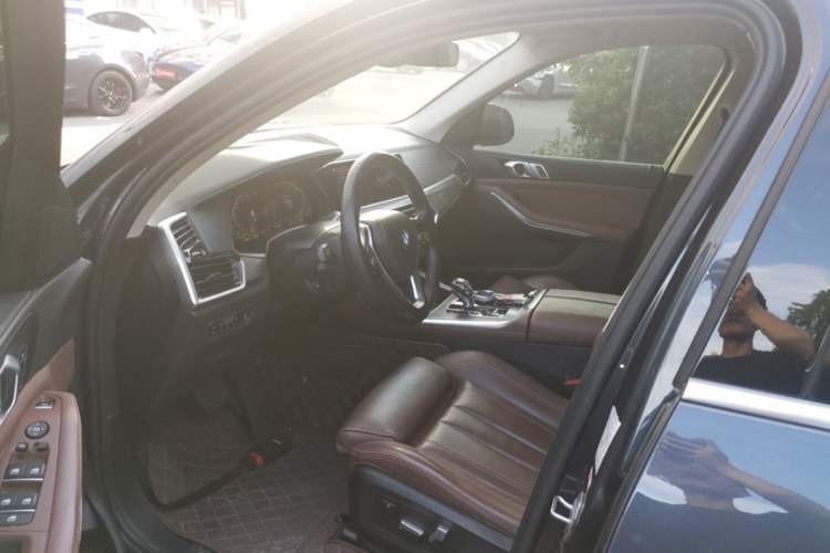 Used BMW X5 2019 xDrive30i X Design Package Driver Seat