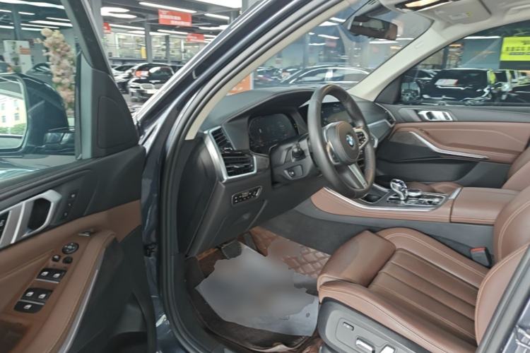 Used BMW X5 2019 xDrive40i M Sport Package Driver Seat