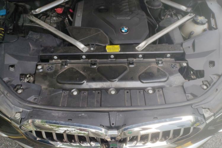 Used BMW X5 2019 xDrive30i X Design Package Engine Bay