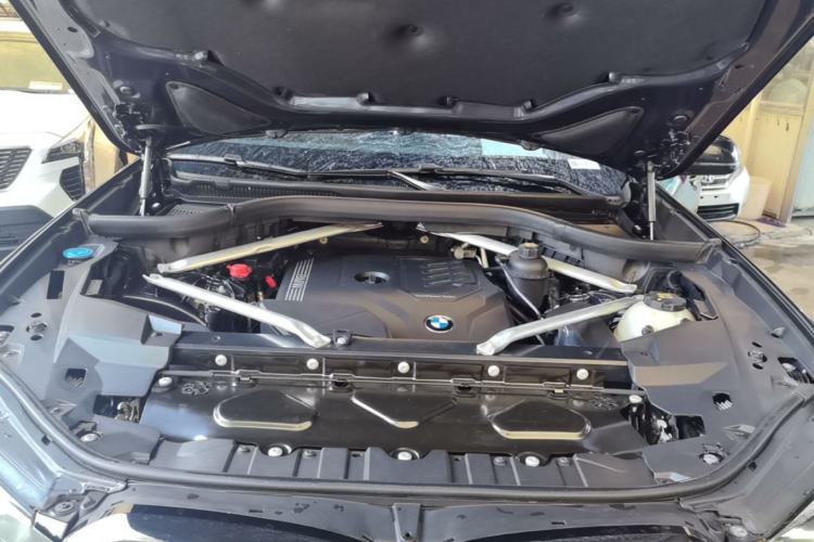 Used BMW X5 2019 xDrive30i M Sport Package Engine Bay