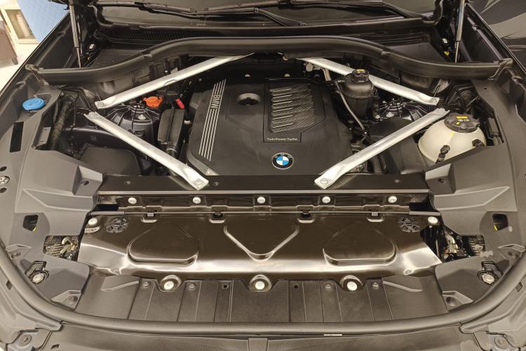 Used BMW X5 2019 xDrive40i M Sport Package Engine Bay