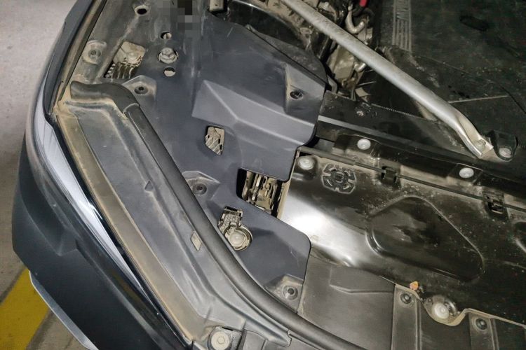 Used BMW X5 2019 xDrive30i X Design Package Engine Bay Right