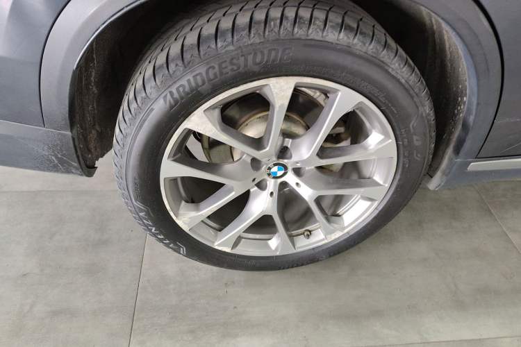 Used BMW X5 2019 xDrive30i X Design Package Exterior 5