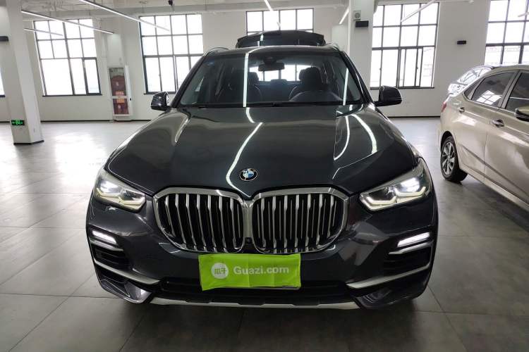 Used BMW X5 2019 xDrive30i X Design Package Front