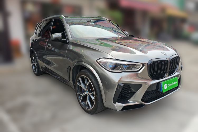 Used BMW X5 2019 xDrive40i Luxury Model with M Sport Package Front Right 45 Deg