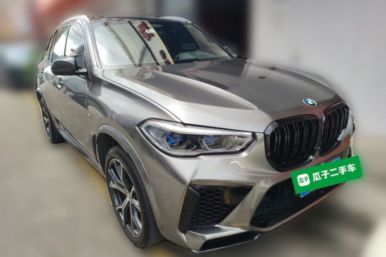 Used BMW X5 2019 xDrive40i Luxury Model with M Sport Package Front Right 45 Deg