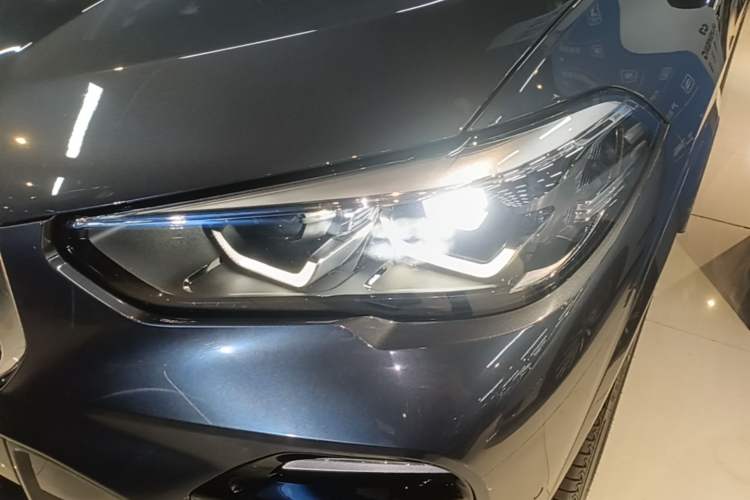 Used BMW X5 2019 xDrive30i M Sport Package Left Front Headlight