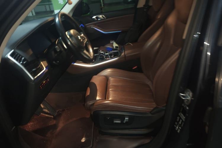 Used BMW X5 2019 xDrive30i M Sport Package Left Front Seat