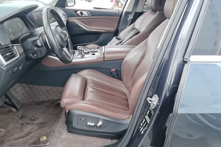 Used BMW X5 2019 xDrive40i M Sport Package Left Front Seat