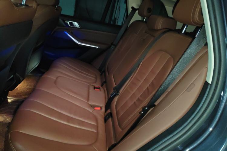 Used BMW X5 2019 xDrive40i M Sport Package Left Rear Seat