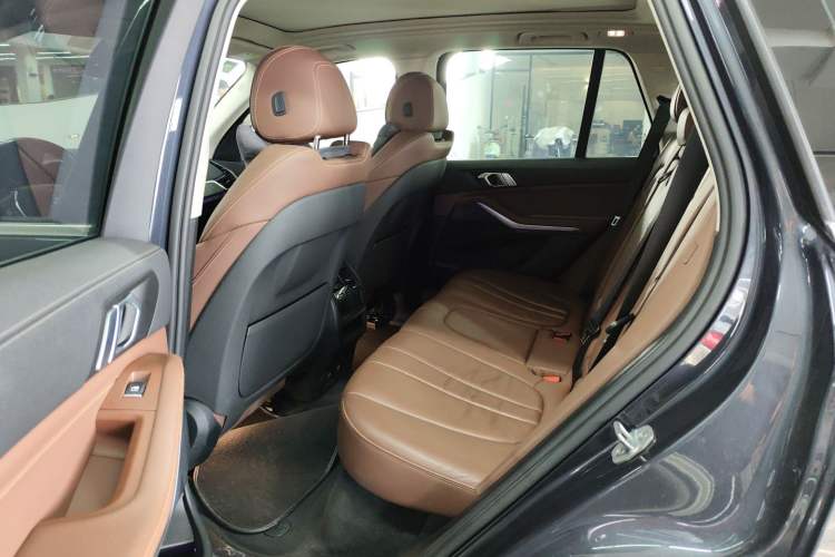 Used BMW X5 2019 xDrive30i X Design Package Left Rear Seat