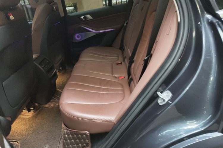 Used BMW X5 2019 xDrive30i M Sport Package Left Rear Seat