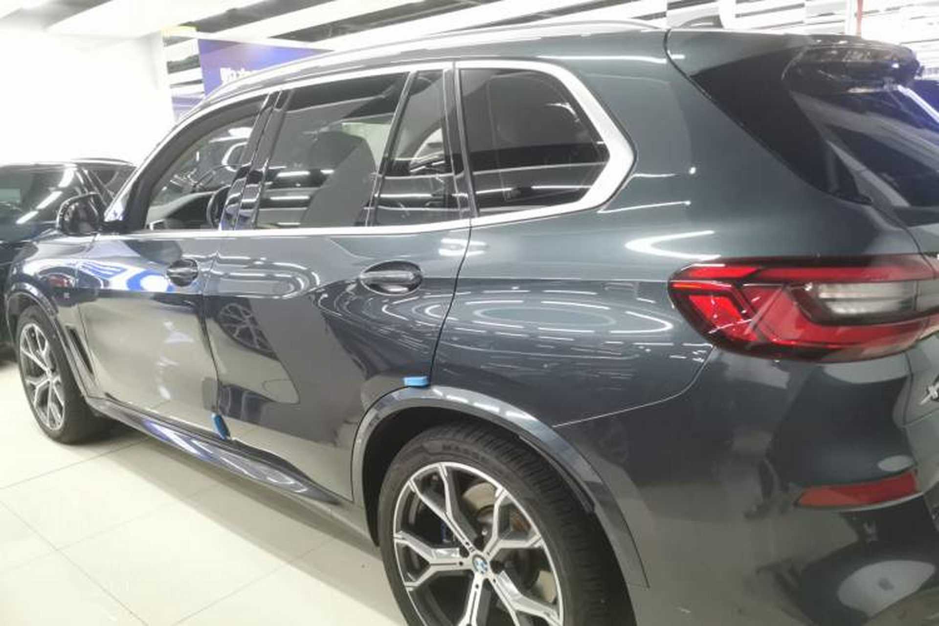 Used BMW X5 2019 xDrive40i Luxury Model with M Sport Package Left Side