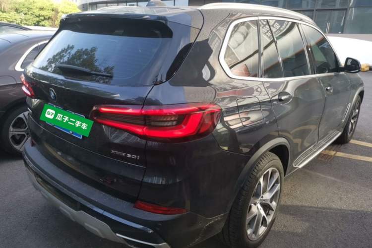 Used BMW X5 2019 xDrive30i X Design Package Rear Right 45 Deg