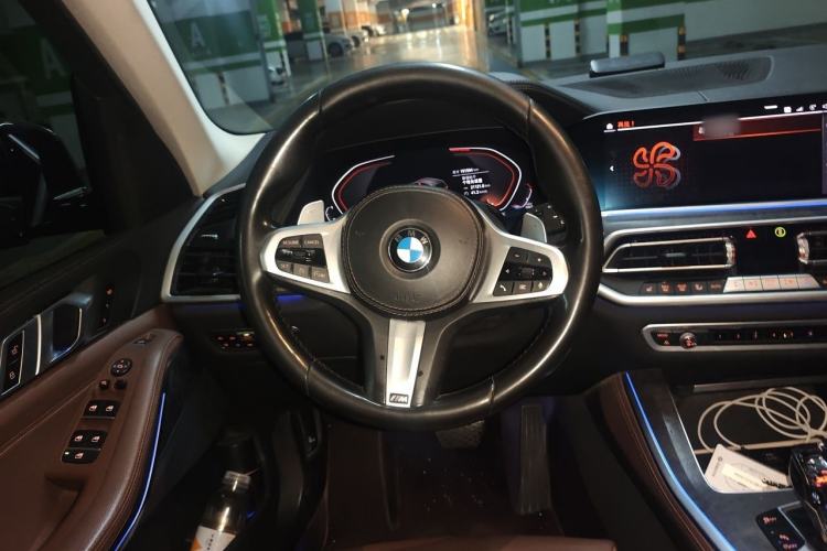 Used BMW X5 2019 xDrive30i M Sport Package Steering Wheel